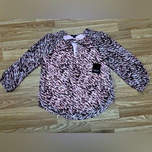 Women’s long sleeve Simply Vera pink sheer top